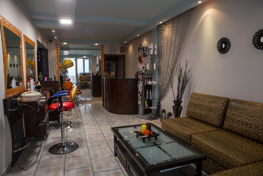 Voras Apartments Loutraki  Exterior photo